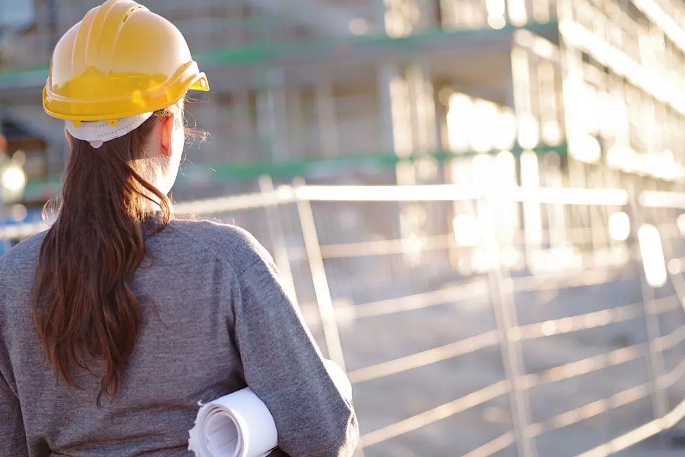 Vêtement de travail pour femme pour les métiers du BTP et Industrie